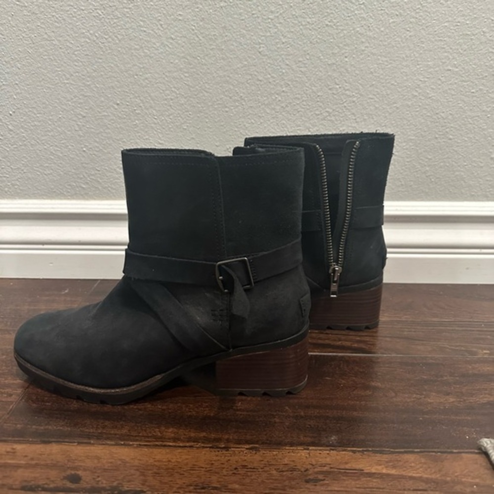 Sorel Black Ankle Booties